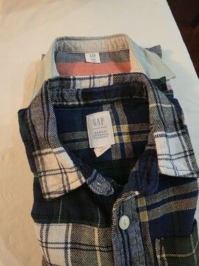 GAP Boy's Shirts (2)
